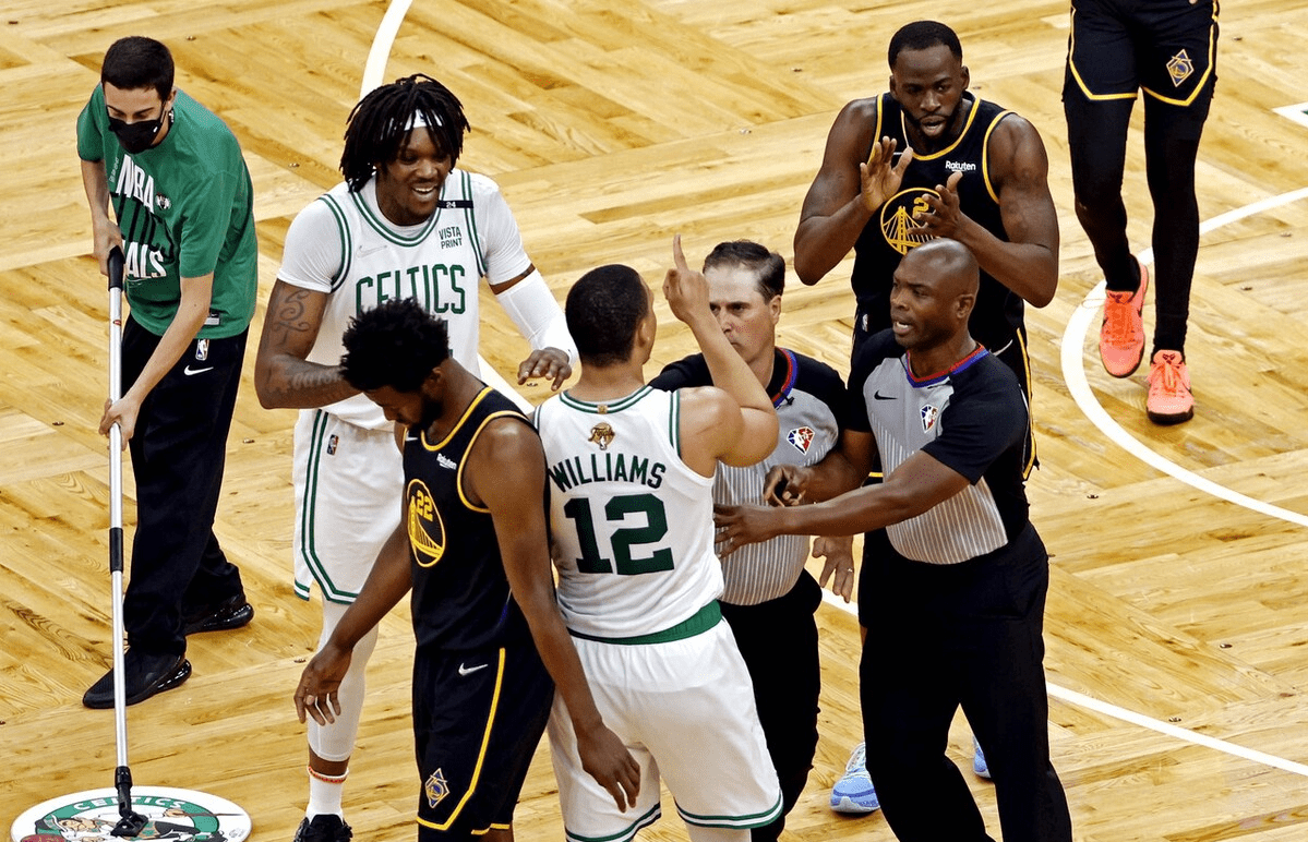 英雄联盟-包含赛后体能课后，洛杉矶快船伤情更新备战国王杯，底气十足，细节决定成败的词条