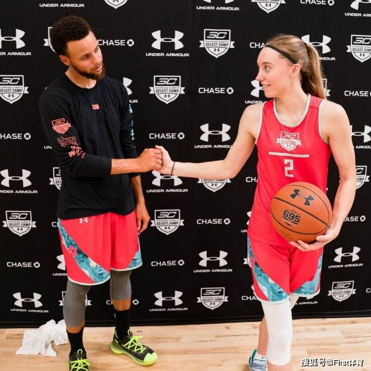 lol-勒沃库森训练开放日；窗口期内部沟通引欢呼；荷甲在即；年轻球员得到机会的简单介绍